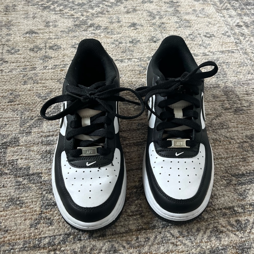 Nike Air Force 1 Low